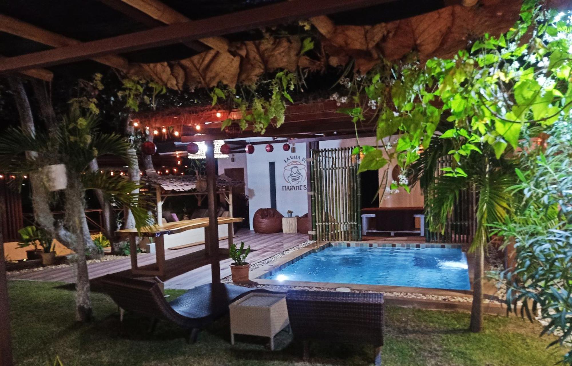 La Villa De Madame Su Chiang Mai Bagian luar foto