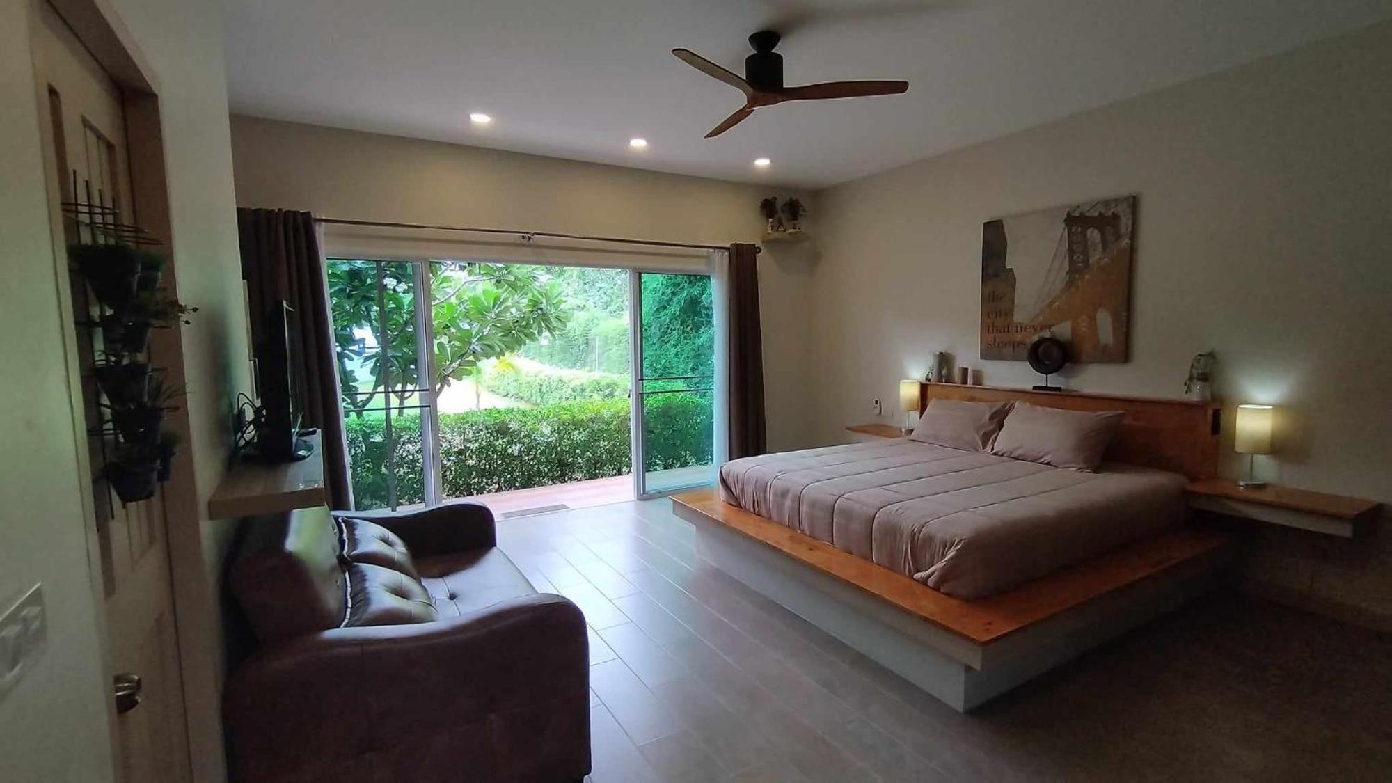 La Villa De Madame Su Chiang Mai Bagian luar foto