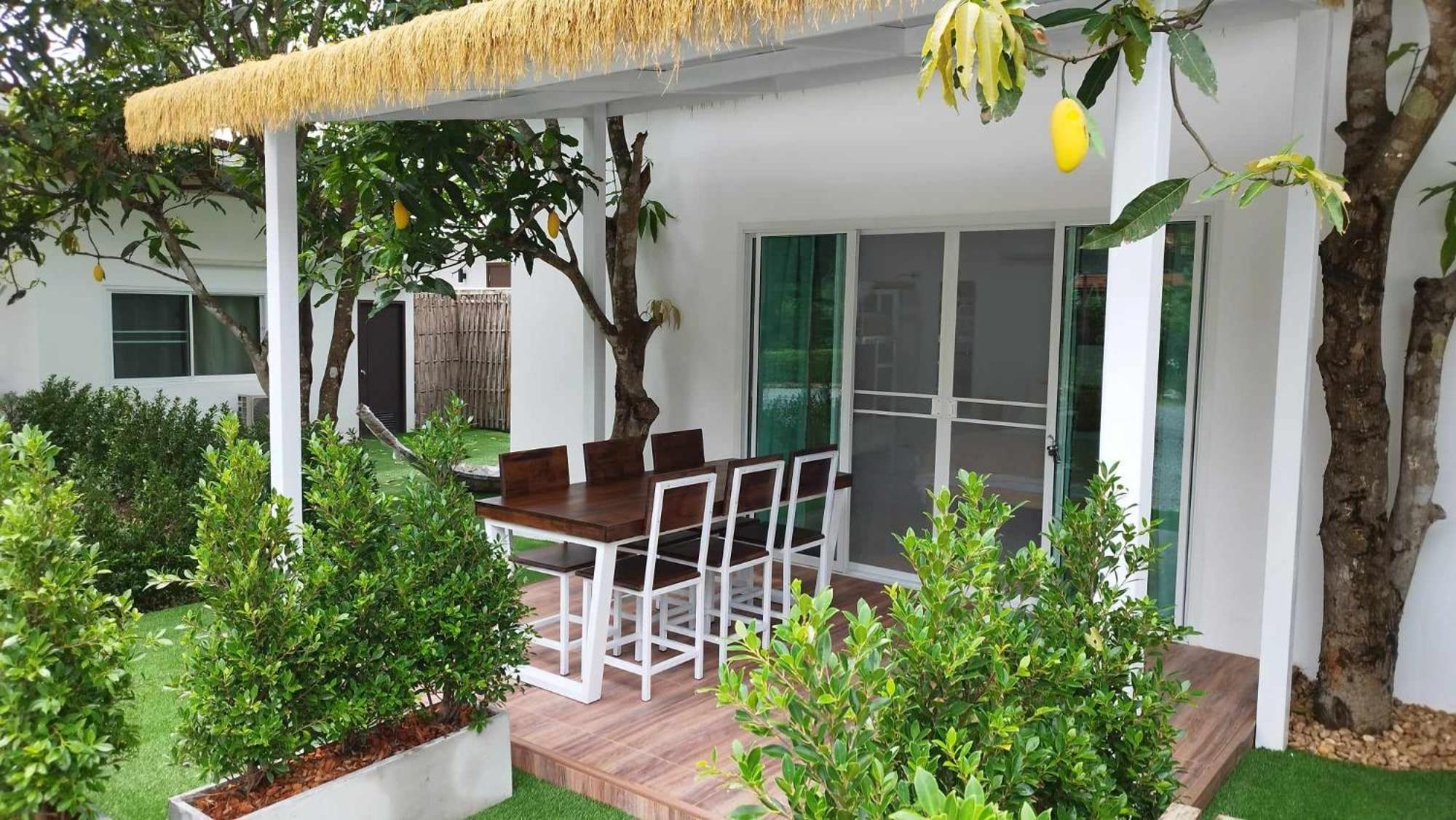 La Villa De Madame Su Chiang Mai Bagian luar foto