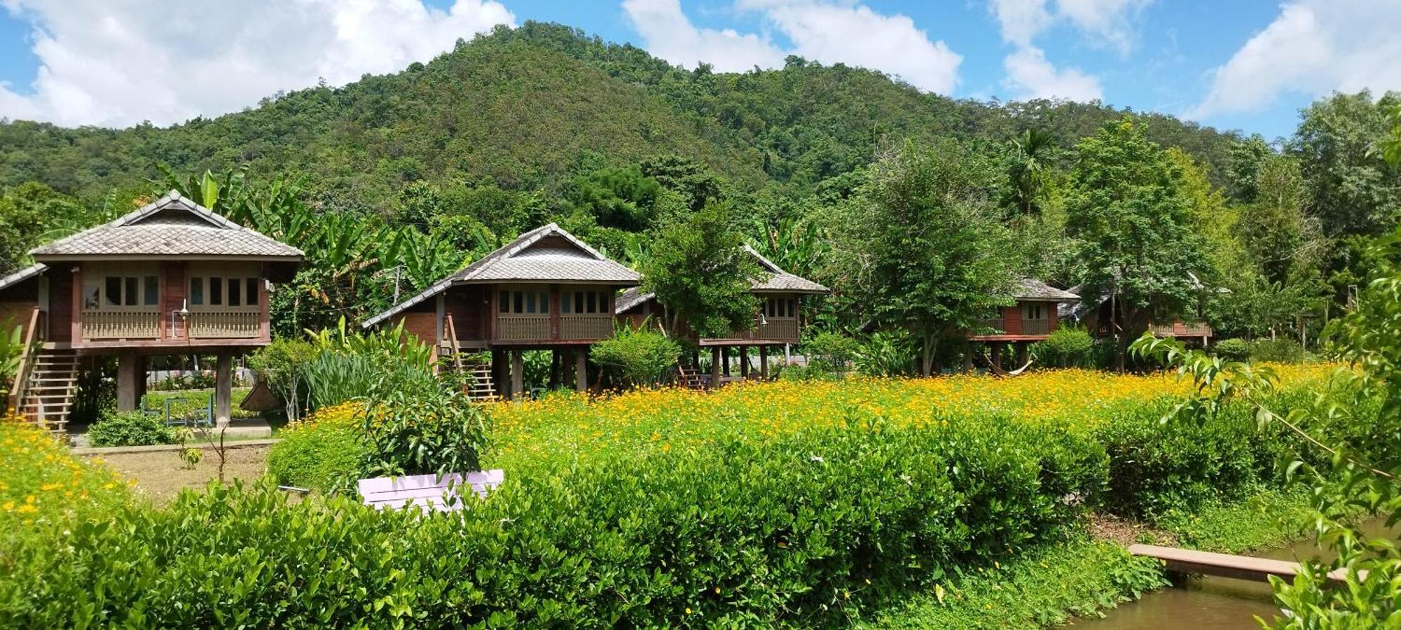 La Villa De Madame Su Chiang Mai Bagian luar foto