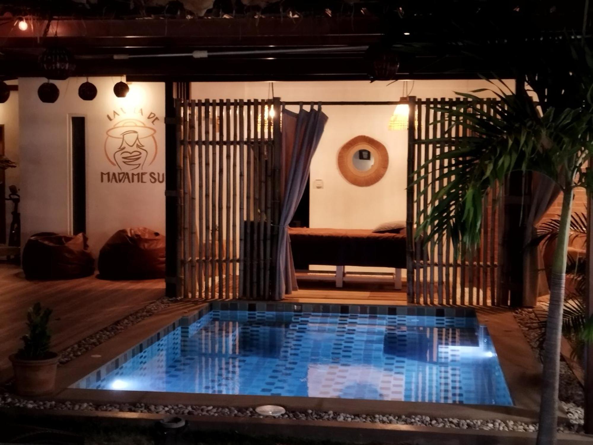La Villa De Madame Su Chiang Mai Bagian luar foto