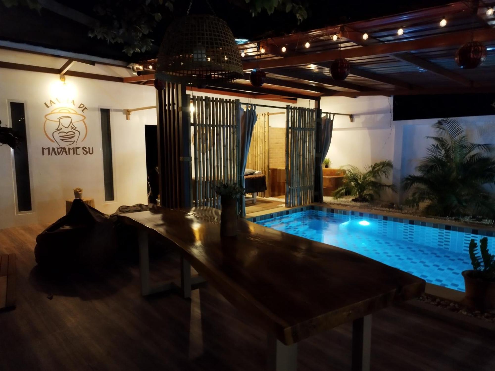 La Villa De Madame Su Chiang Mai Bagian luar foto