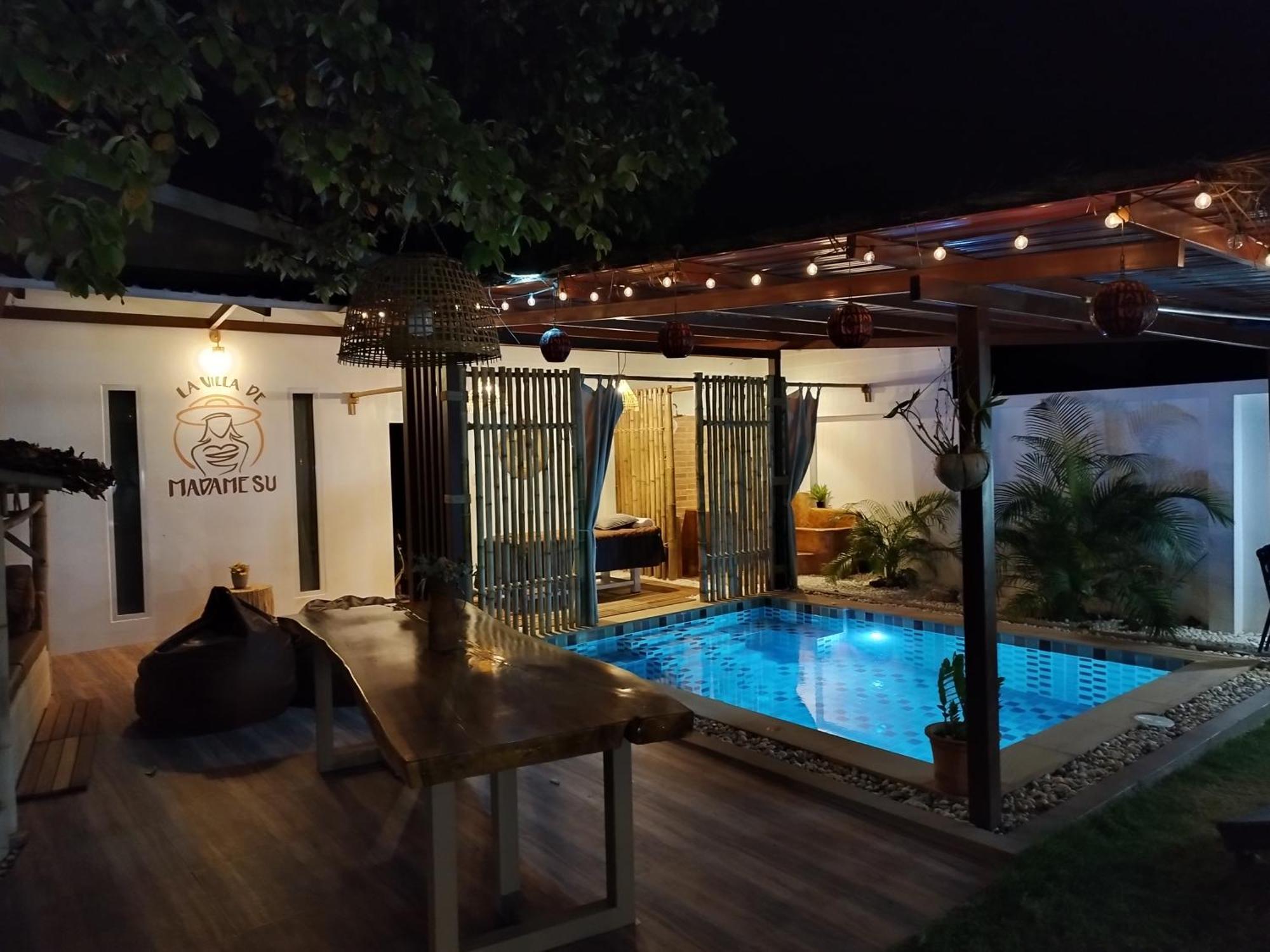 La Villa De Madame Su Chiang Mai Bagian luar foto